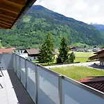 Apartment Mountain *