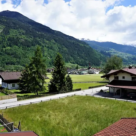 Apartamento Mountain Uderns