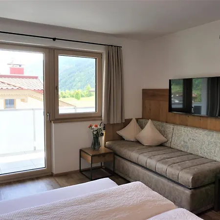 Mountain Apartment Uderns